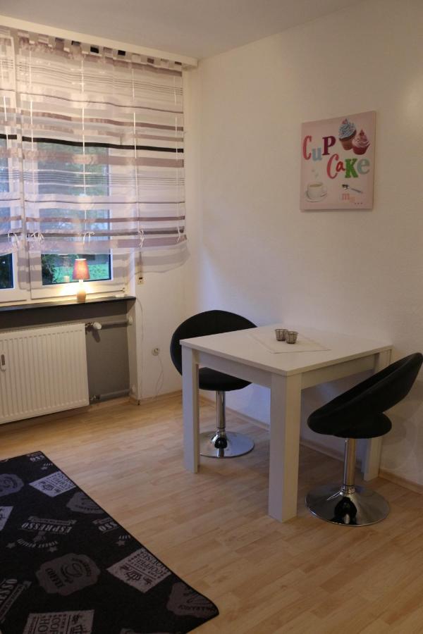Appartment in Walldorf mit Schlafzimmer, Küche und Bad Exterior foto