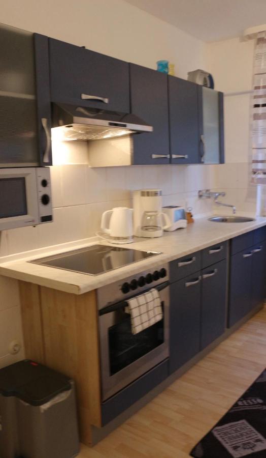 Appartment in Walldorf mit Schlafzimmer, Küche und Bad Exterior foto